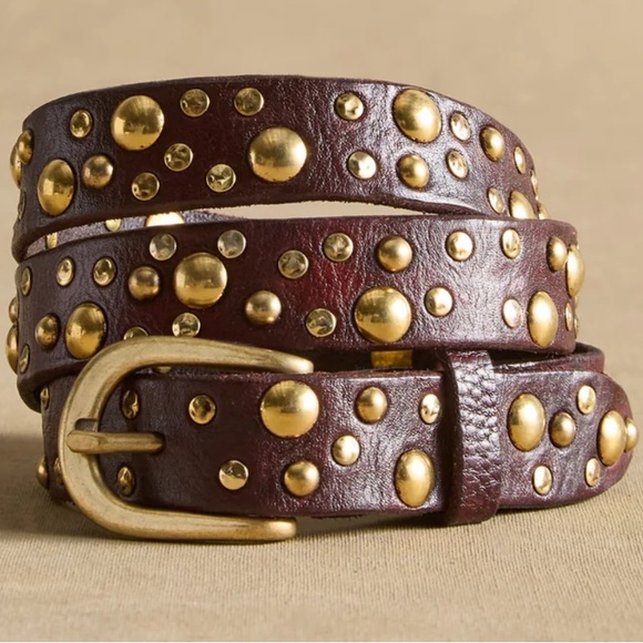 Campomaggi “Callan Stud Belt”.New in box from Sundance.